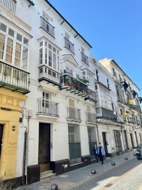 Gatu La Joya Escondida " Preferente Mayores De 25 Anos Y Familias " El Puerto de Santa Maria Luaran gambar